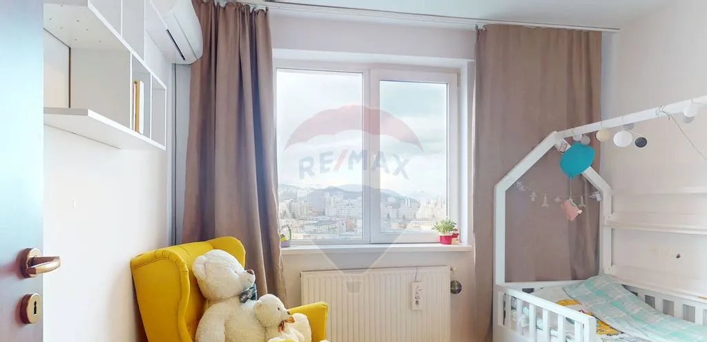 3 Camere Luminos Vedere Deschisa catre Tampa Zona