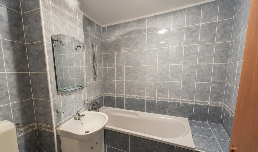 Apartament 4 camere etaj 3/4 zona Mihai Viteazul