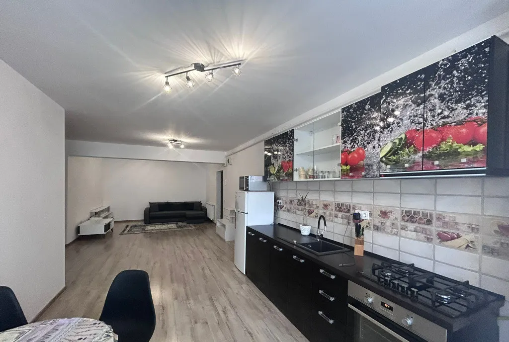 Apartament la prima inchiriere zona Florilor Floresti