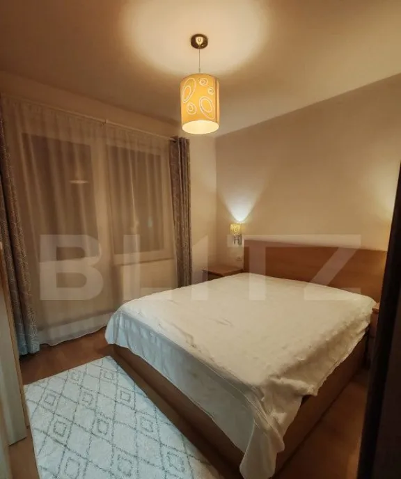 Apartament vanzare/inchiriere cu 3 camere 70 mp zona Fo
