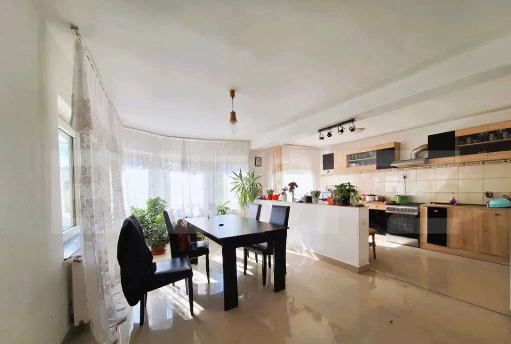 Casa finisata partial 520 mp utili 1000mp teren Cojocna