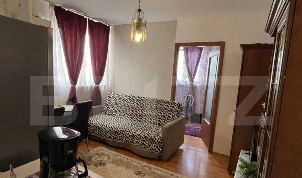 Apartament de vanzare 2 camere 27 mp zona Rovinari