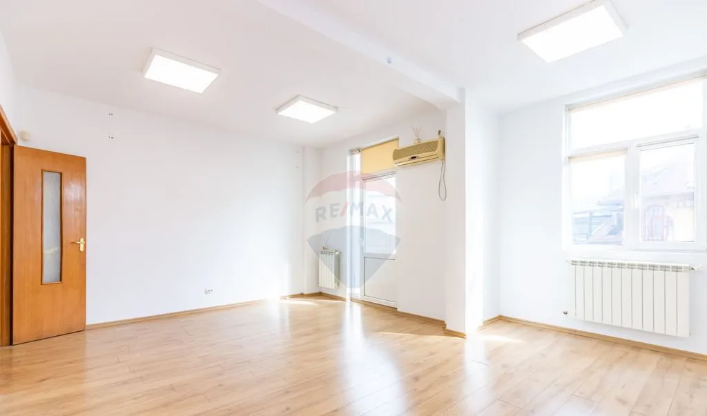 Apartament 3 camere I ideal regim hotelier Ultracentral