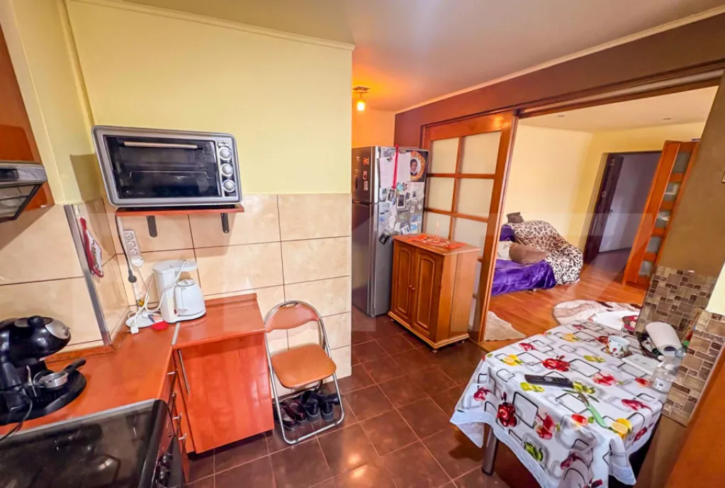 Apartament cu 4 camere 80mp Gojdu