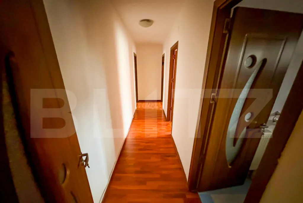 Apartament cu 4 camere 80mp Gojdu