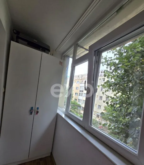 Negru Voda Apartament 3 camere Etaj 2/4 Mobilat si u