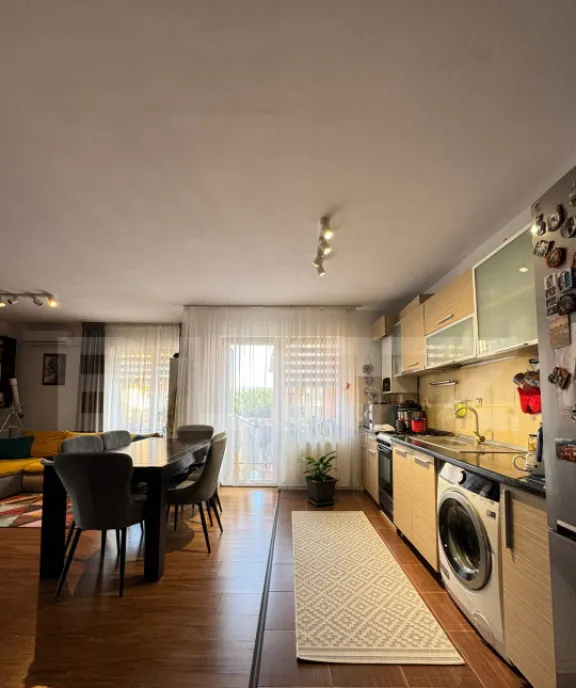 Apartament 3 camere 64mp decomandat etaj 1 2 parcari T