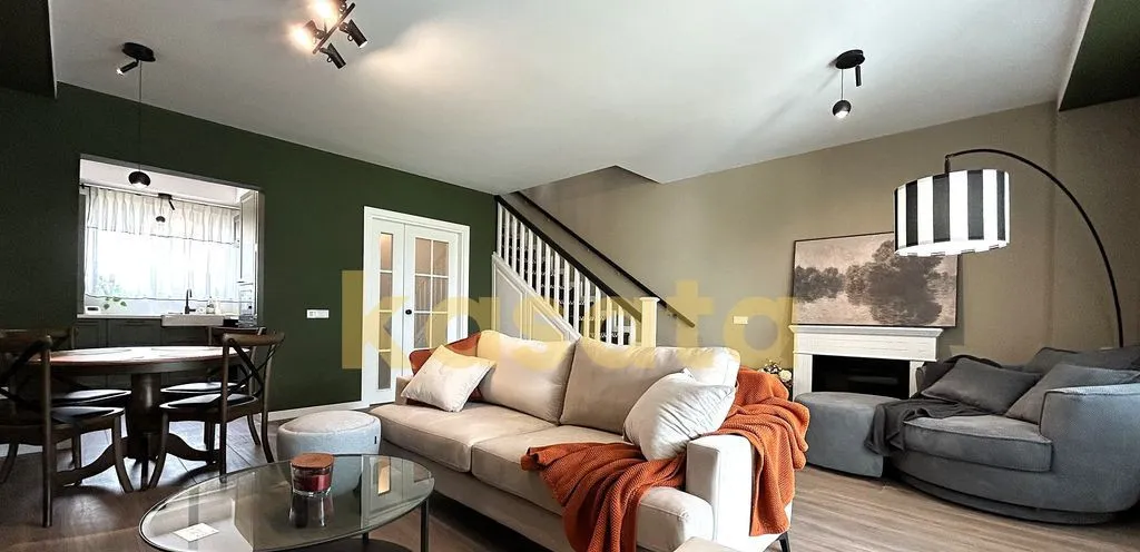 Vila Cosmopolis I complet renovata I Premium I Mansarda a