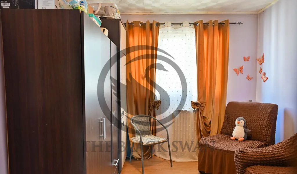 Apartament cu 3 camere de vanzare Mobilat Malu Rosu