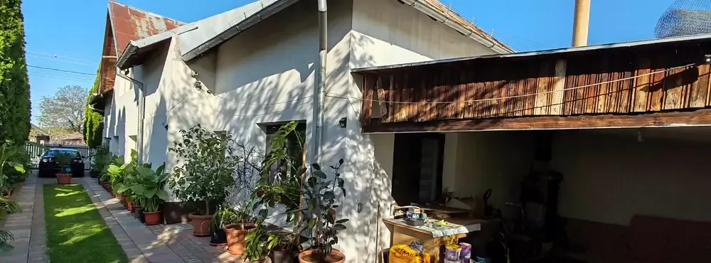 Casa P 1 3 dormitoare mansarda baie bucatarie