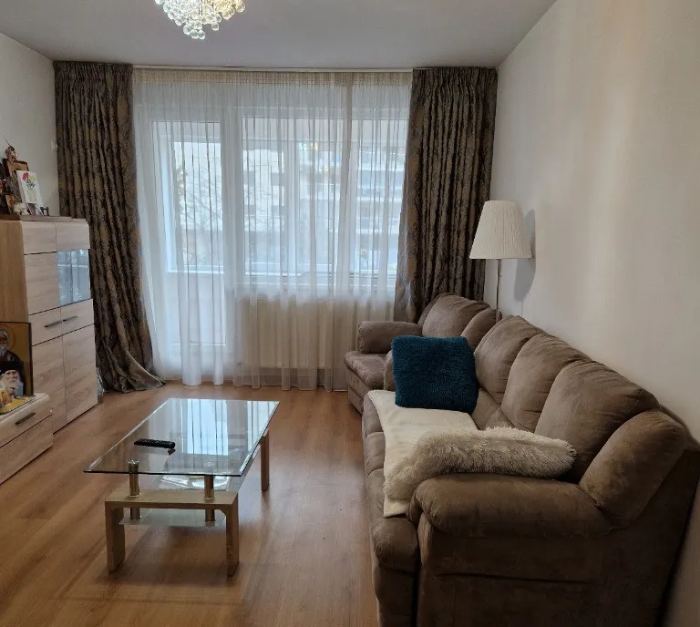 Apartament 3 camere 70 mp 1 5 min metrou Dristor renovat Mobil