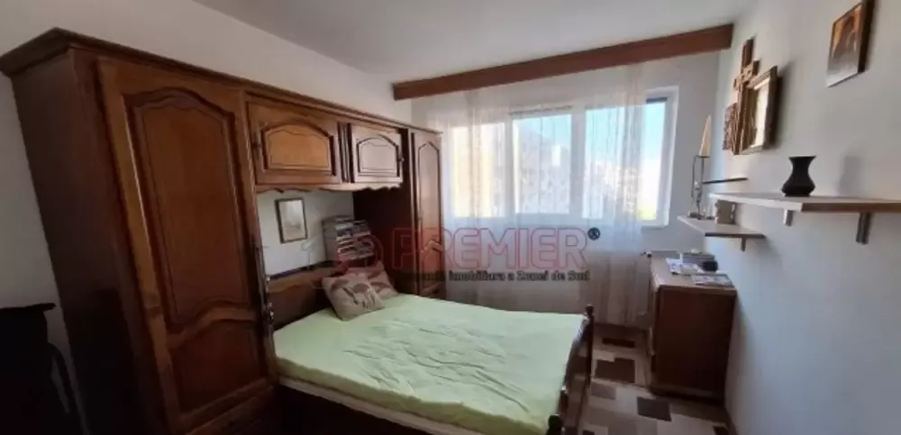 Apt 3 camere decomandat 68mp Titan 93 000euro