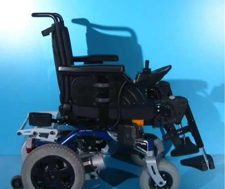 Carucior electric Invacare Dragon 6 kmh