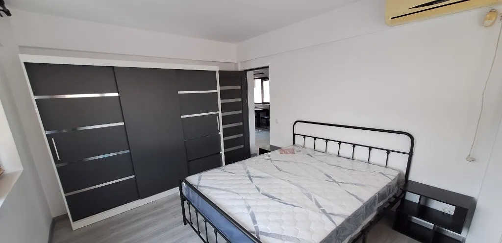 Proprietar inchiriez apartament 3 camere Obor