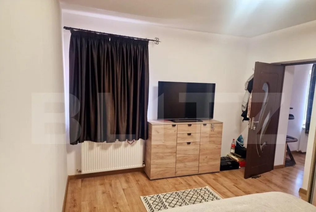 Casa familiala cu 4 camere 2432 mp teren Feldioara