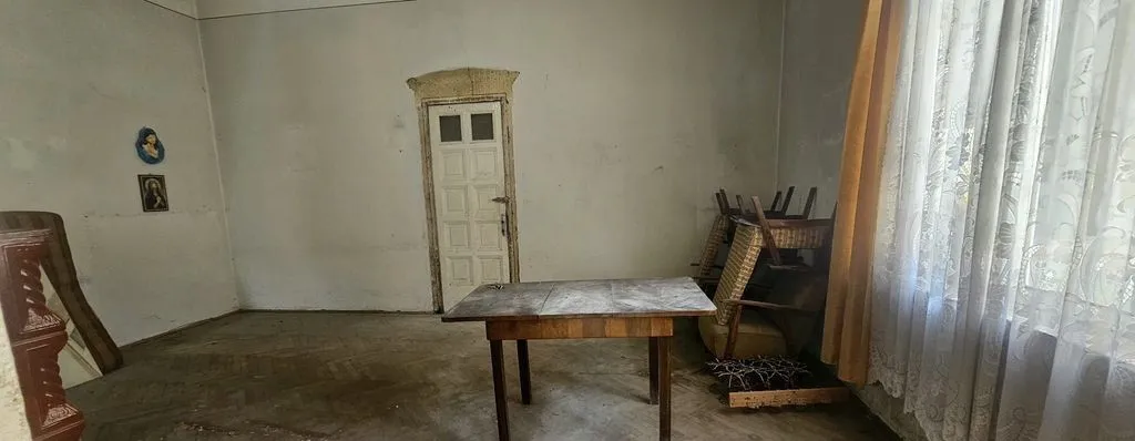 Casa de vanzare - Zona Centru Strada Garii - 65 000EUR