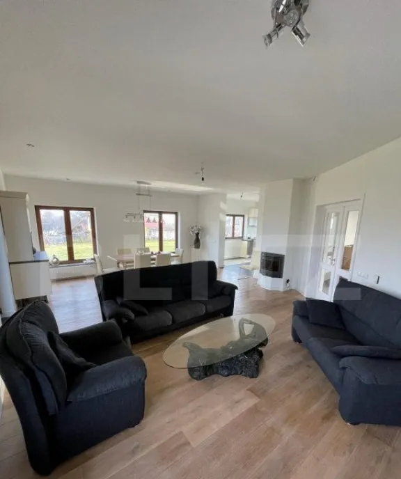 Casa individuala P 1 M teren 6000 mp zona Spatares