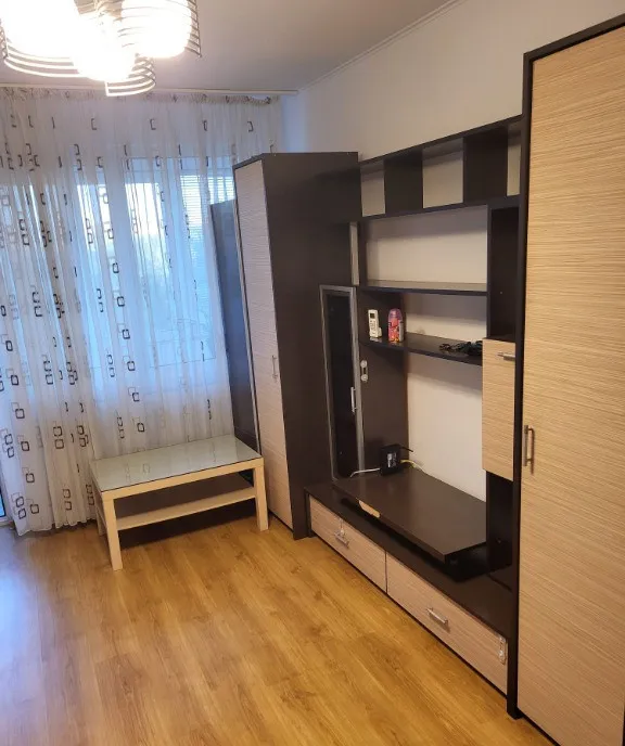 Inchiriez apartament 2 camere decomandat Sector 4 Berceni