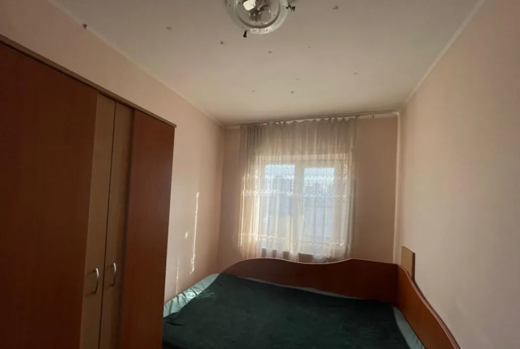 Apartament de vanzare 3 camere zona Pacurari Toma Cozma