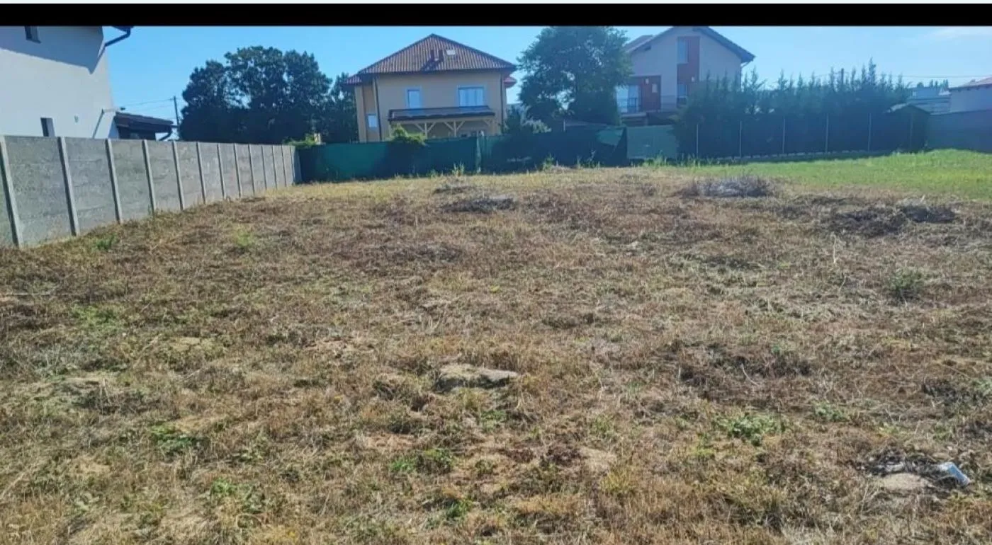 Vind teren in zona residentiala