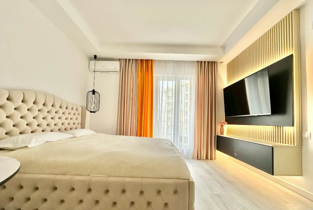 Cosmopolis Garsoniera mobilata si utilata modern