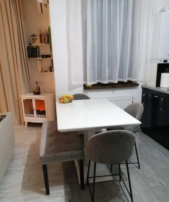 2 camere 57mp la cheie zona Sub Cetate boxa parcare