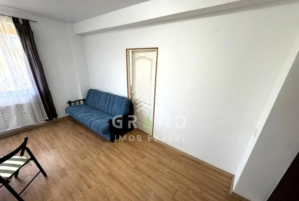 2 camere 42mp Graa/Parcare Bocskai Istvan/Capat