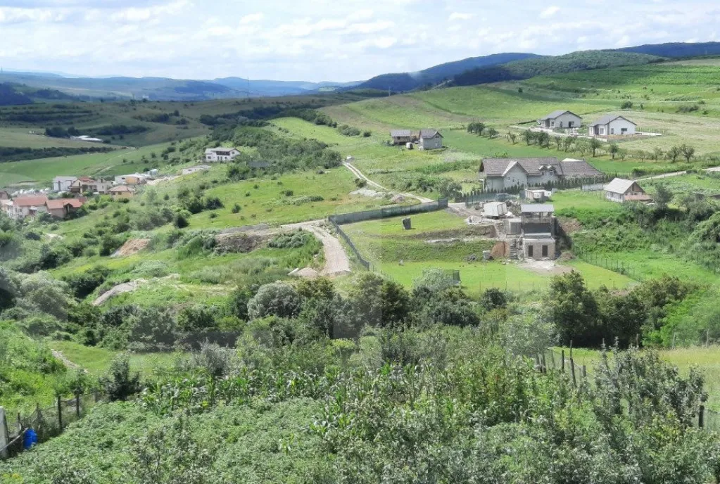 Casa si teren 3450mp panorama superba asupra orasului