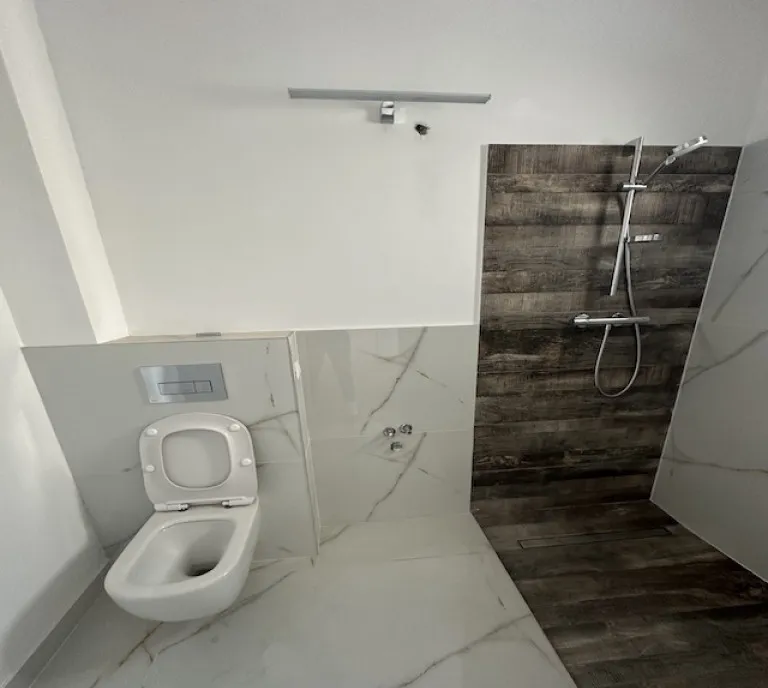 Penthouse de vanzare cu 3 camere 65 mp zona Orasul Vechi