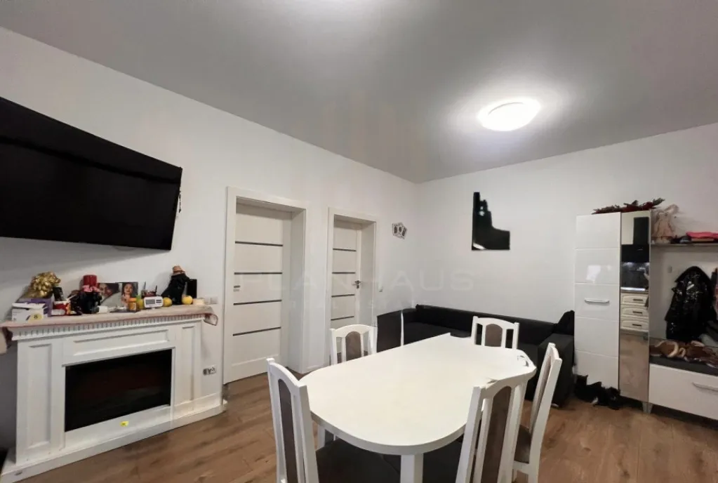 Apartament 3 camere 53 mp zona Sasar