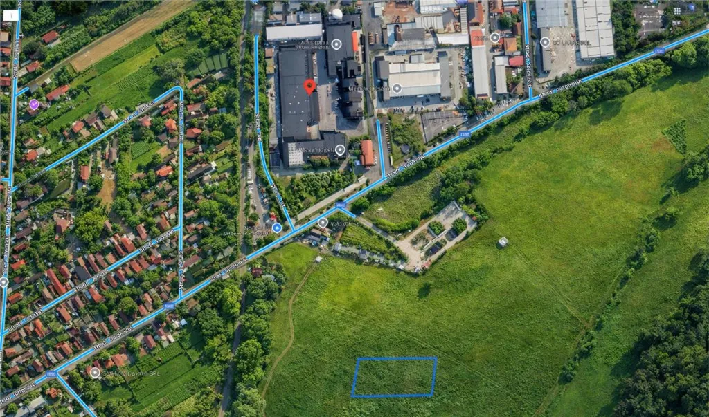 3D Eleganta unitate curte parcari rezervate Maurer Targu M