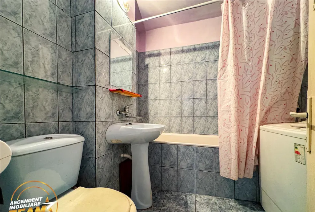 3D Apartament 4 camere spatios luminos cu garaj Ultracentr