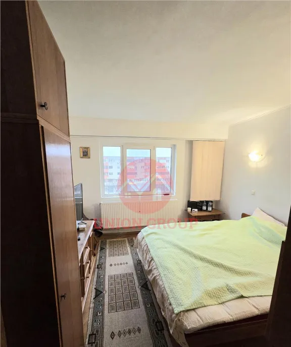 Apartament 3 Camere Decomandat zona Casa de Cultura