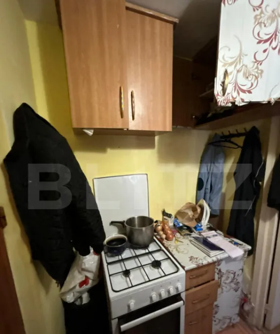 Garsoniera 16 mp zona Nicolina