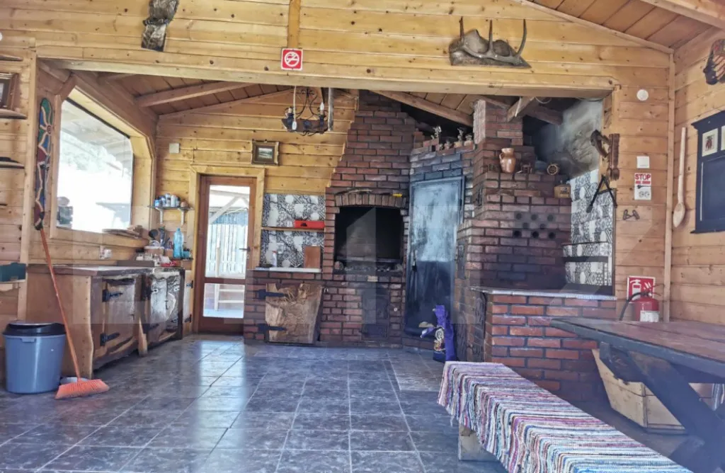 Cabana/Casa de vacanta in Molid sv 136 mp teren cu 3300 m