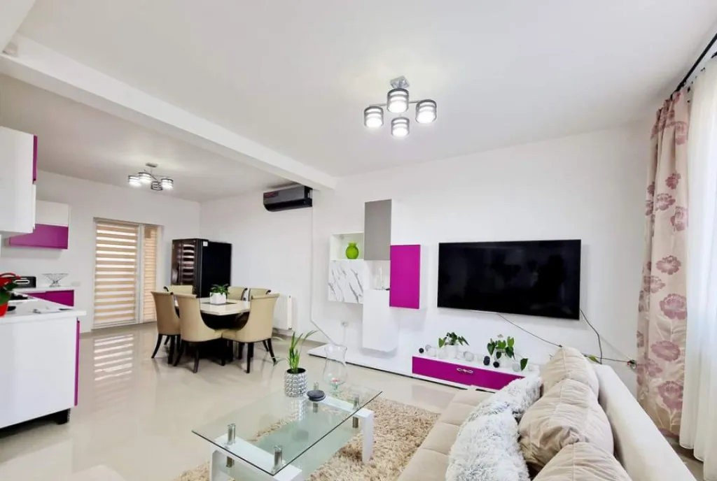 Vila P 1 situata in Mamaia Sat Hanul cu peste