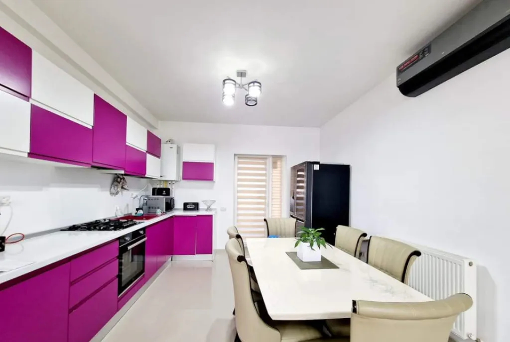 Vila P 1 situata in Mamaia Sat Hanul cu peste