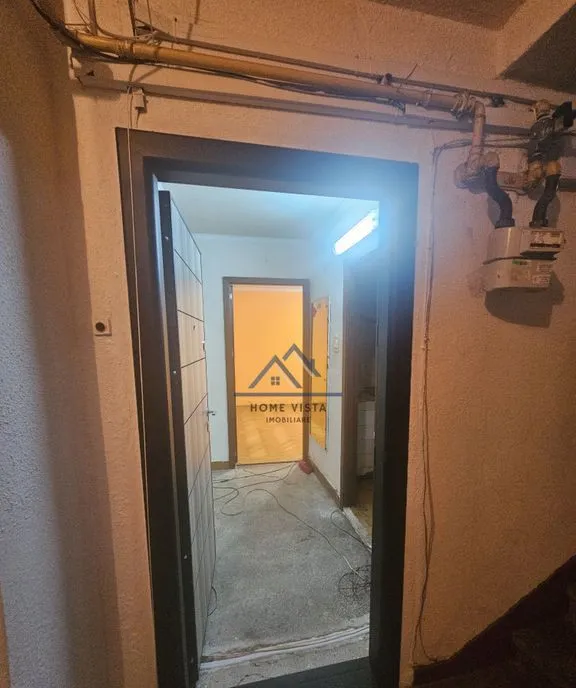 Apartament 3 camere de vanzare Cartier Popa Sapca