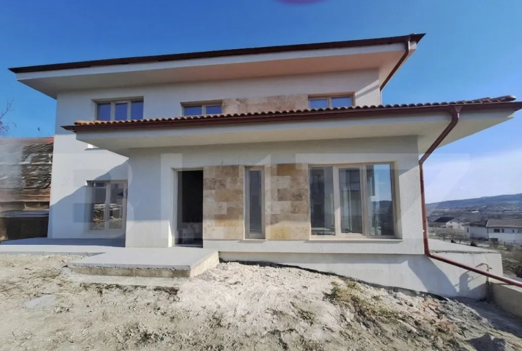 Casa Individuala Premium in Chinteni 214 mp utili garaj d