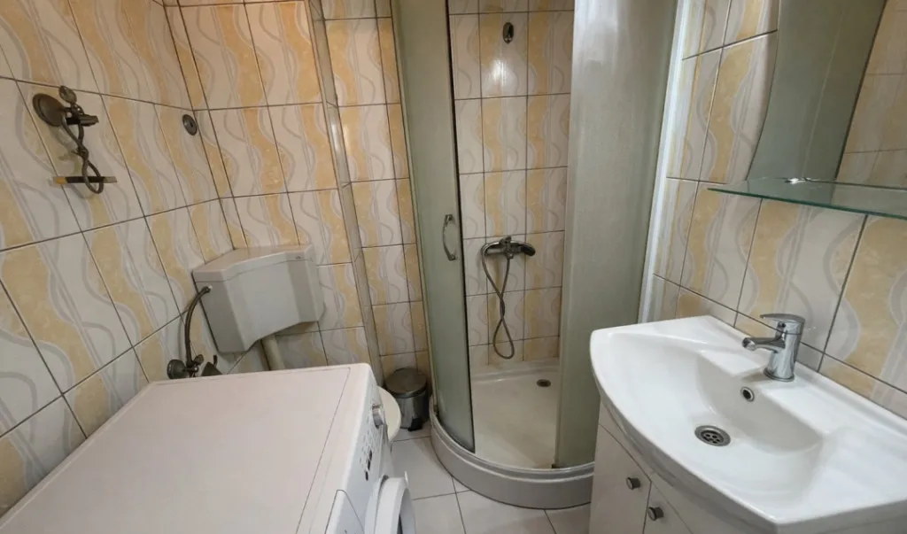 Garsoniera Calea Lipovei