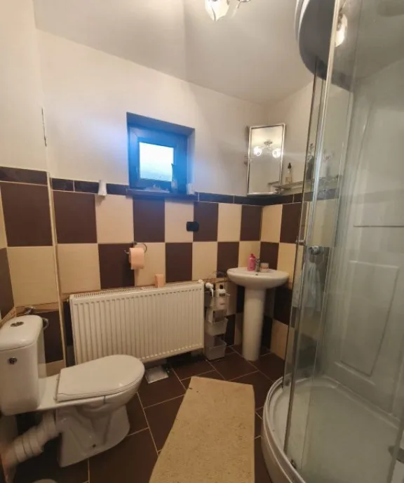 Casa teren 2600mp zona Horodnic de Sus Radauti