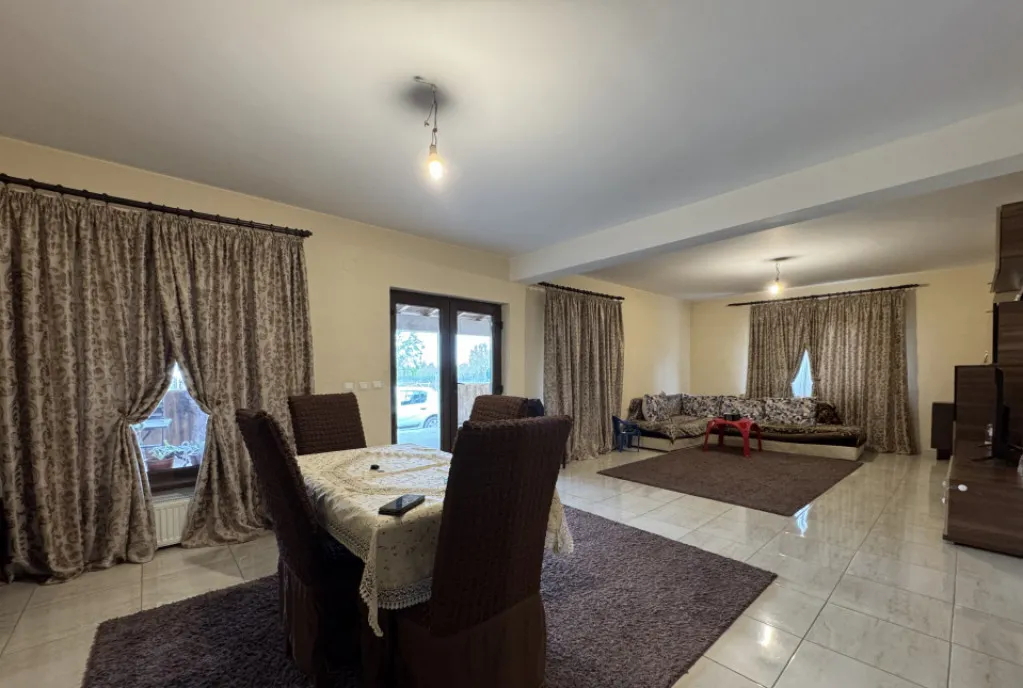 Vila P 1 Olteni Clinceni 5 camere 180mp teren 680mp