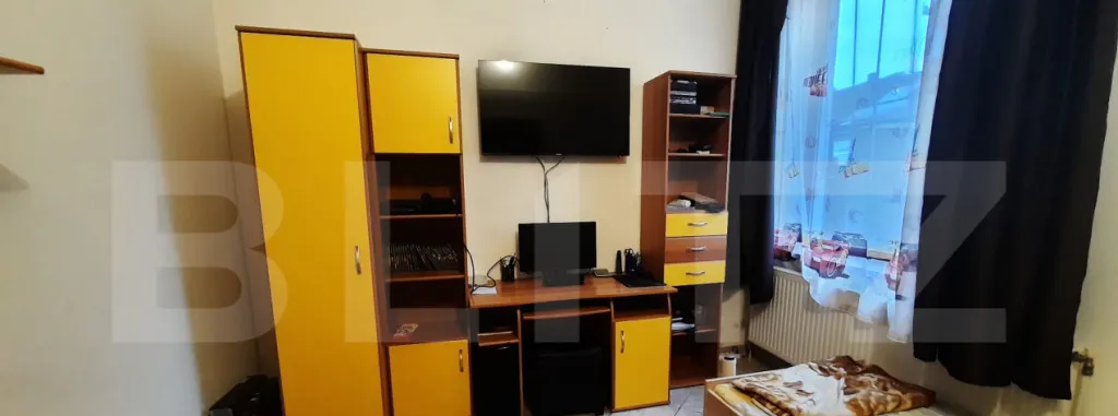 Casa de vanzare cu 3 camere in curte comuna 100 mp zona Ti