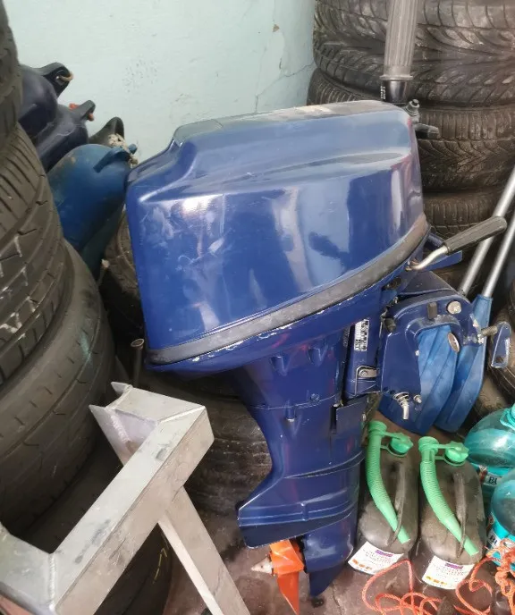 Motoare barca aduse acum Germania 350 eur