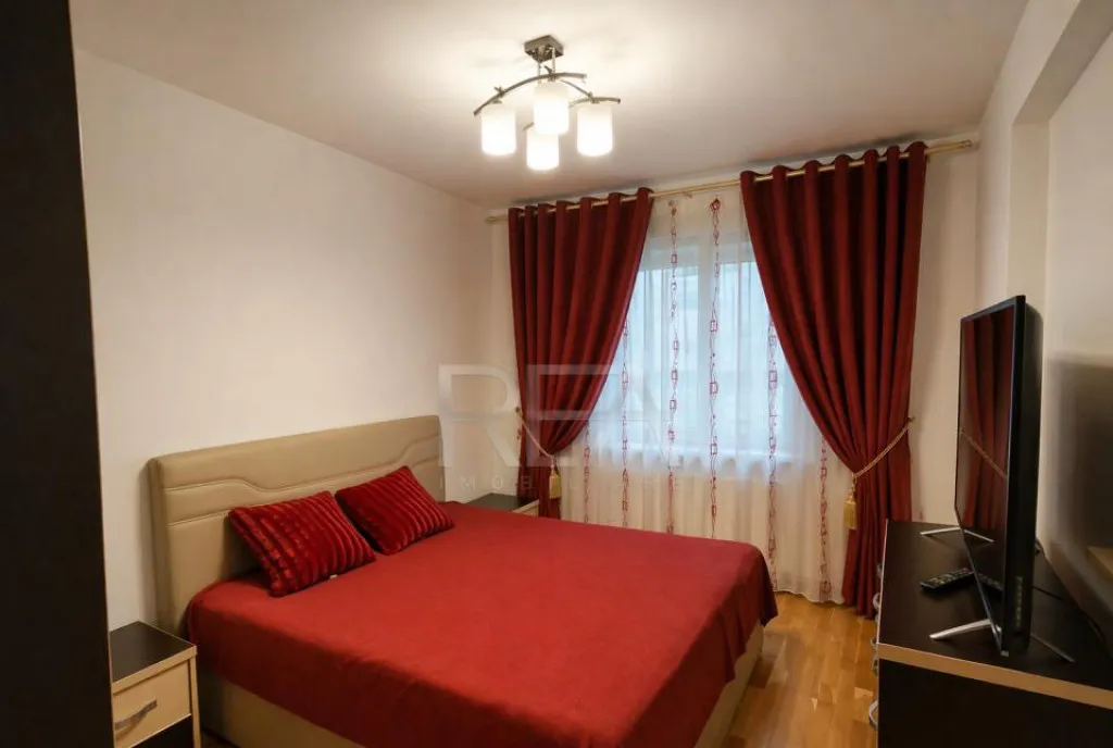 2 camere Mihai Bravu decomandat centrala parcare an 2015 me