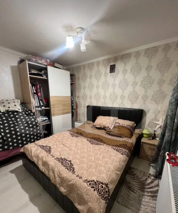 Apartament cu 3 camere 55 mp parter zona George Enescu