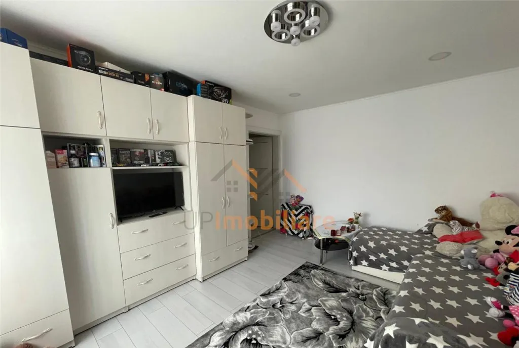 Apartament 3 camere tip T velenta oradea