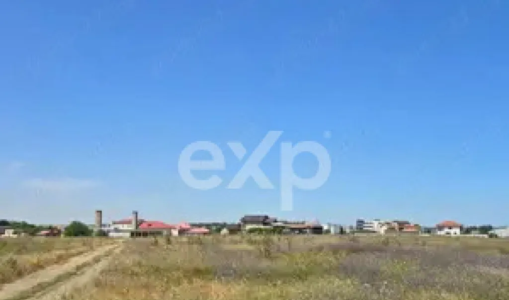 De vanzare casa 4 camere 2 bai 2 bucatarii zona Viil