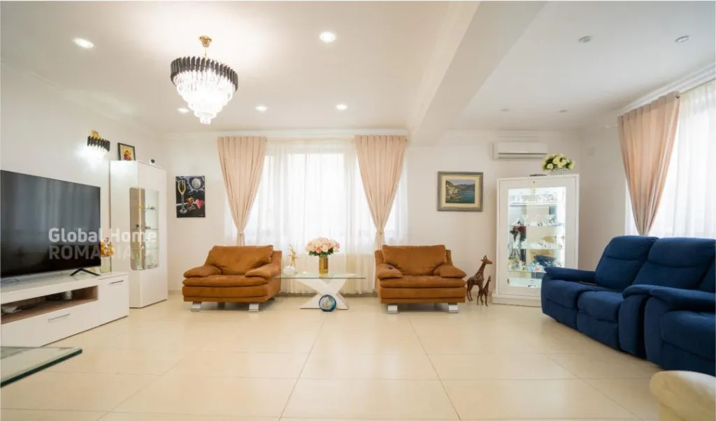 Pantelimon Vila 8 Camere 556 mp Teren 1038 mp Garaj