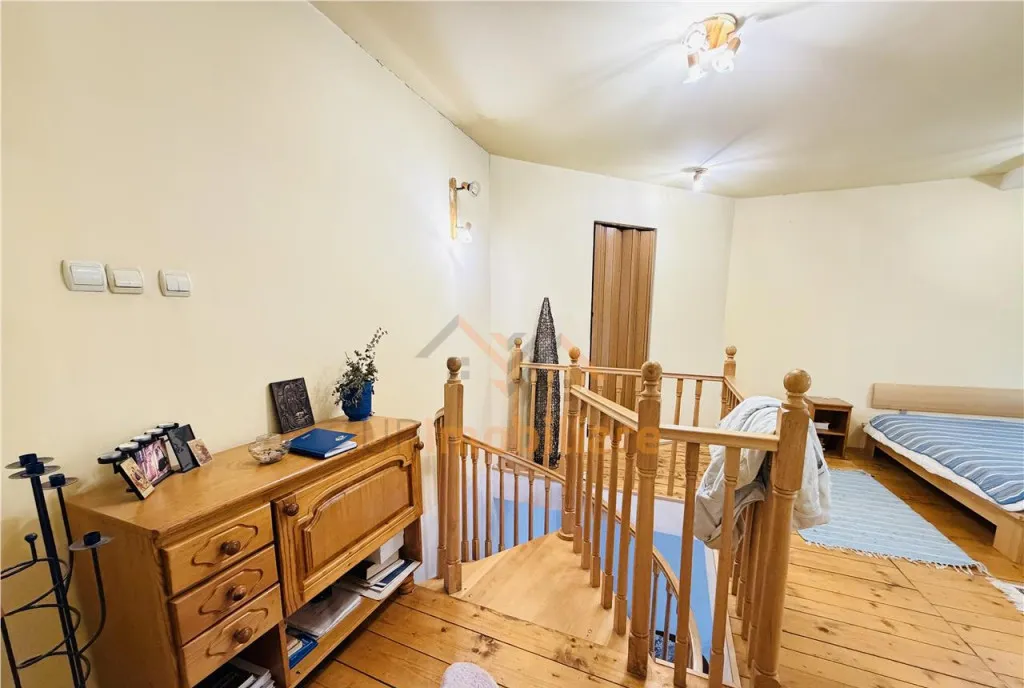 Casa dublu front stradal teren 238 mp acce